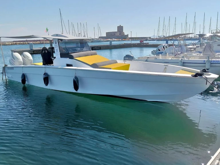 Noleggio Barca a motore con o senza skipper  a Trapani