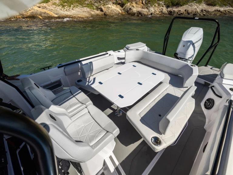 Noleggio Barca a motore con o senza skipper Axopar a Seget Donji