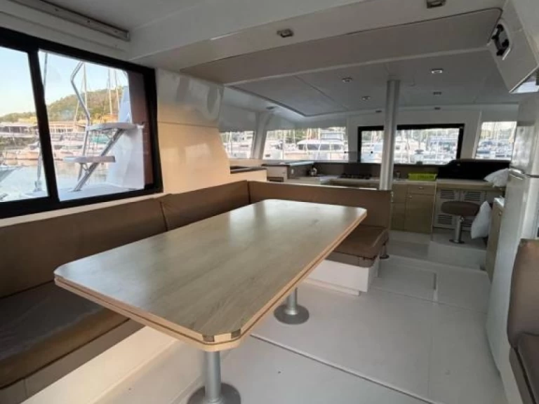 Noleggio Catamarano con o senza skipper Catana a Le Marin