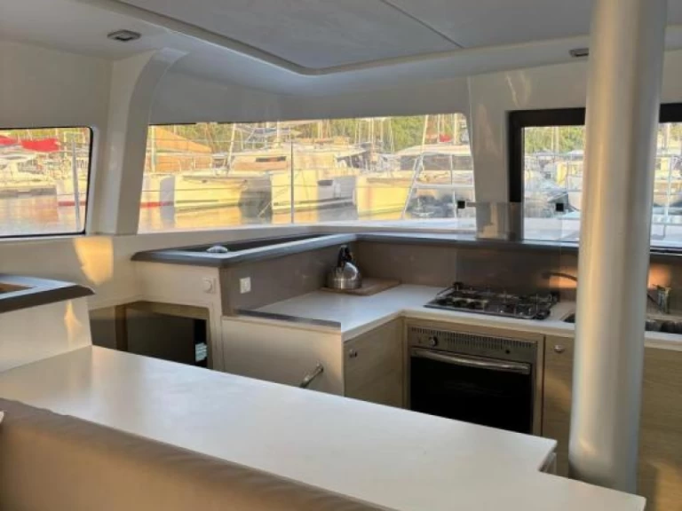 Catamarano a noleggio a Le Marin al miglior prezzo