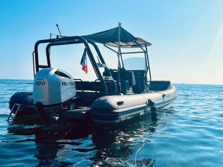 Highfield Highfield Sport 700 da affittare a  Le Brusc