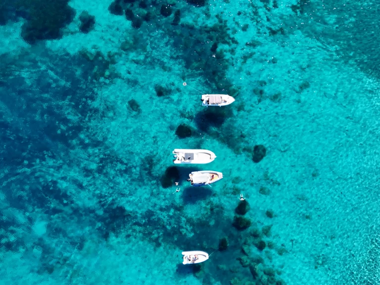 Noleggio Gommone a Porto turistico Marsala – Nautica Led Led Gs 28