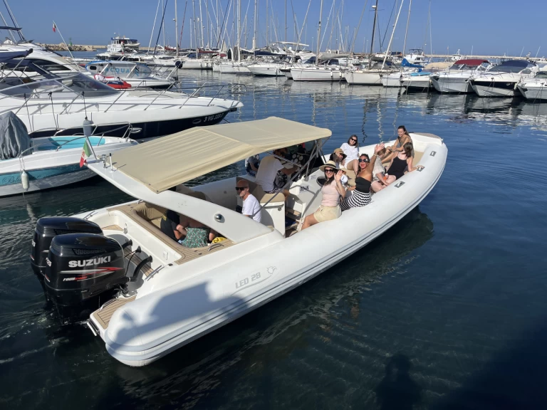Noleggio Gommone con o senza skipper Nautica Led a Porto turistico Marsala