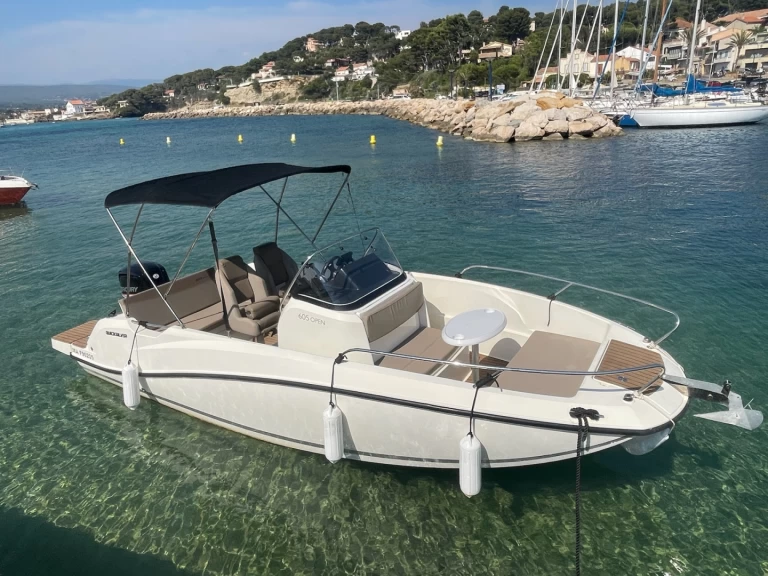 Quicksilver Activ 605 Open da affittare a  La Madrague