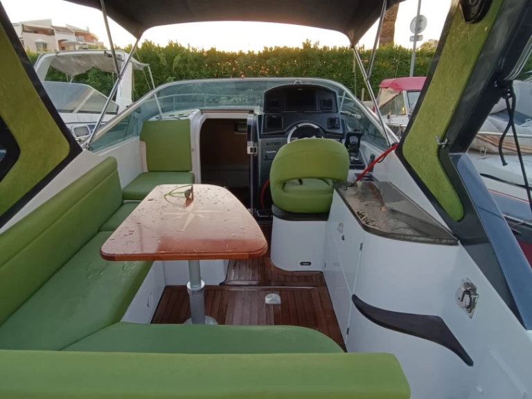 Noleggio a Mandelieu-la-Napoule – blumar Sport 26 cruiser su SamBoat