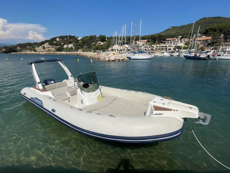 Noleggio Gommone Capelli con patente nautica