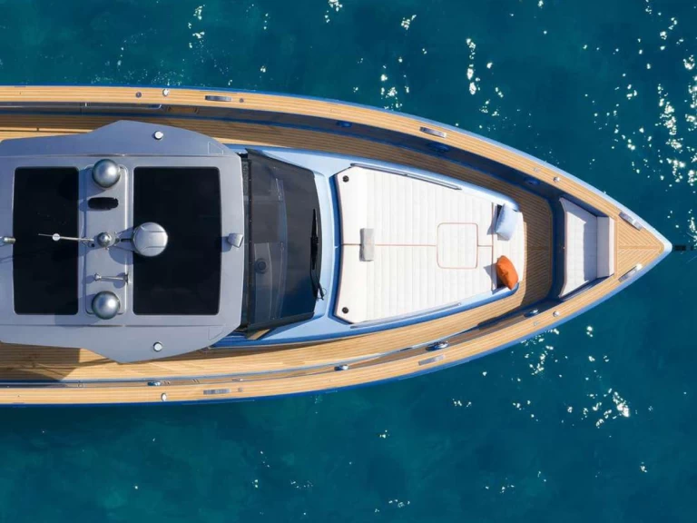 Noleggiare una Pardo Yachts Pardo 50 a Cannes