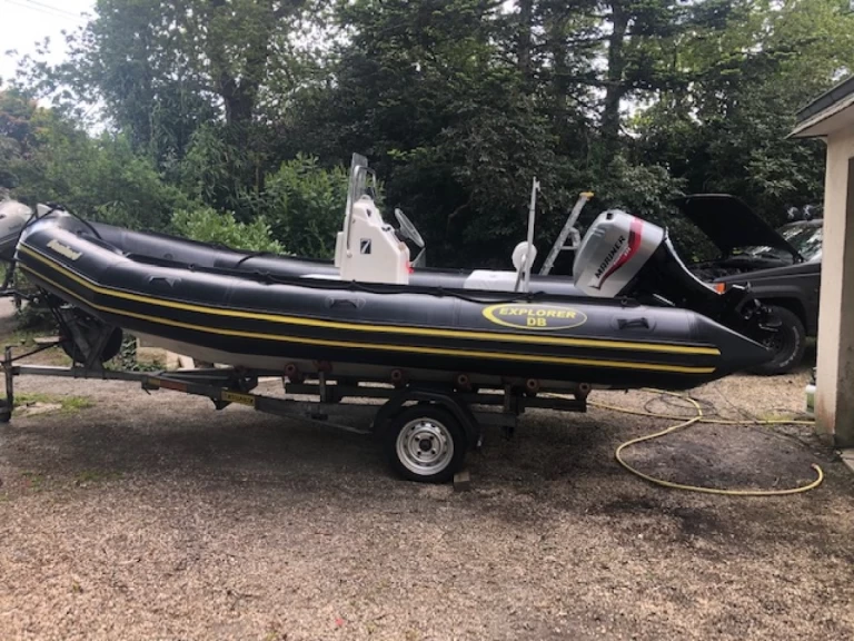 Noleggio barche Bombard Explorer 550 SP a Saint-Évarzec su Samboat
