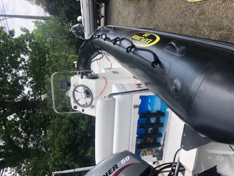 Noleggio Gommone Bombard con patente nautica
