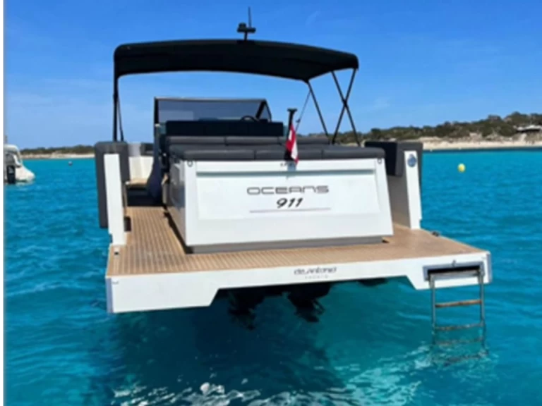 Noleggio a Ibiza Town – DE ANTONIO Yachts 33 su SamBoat