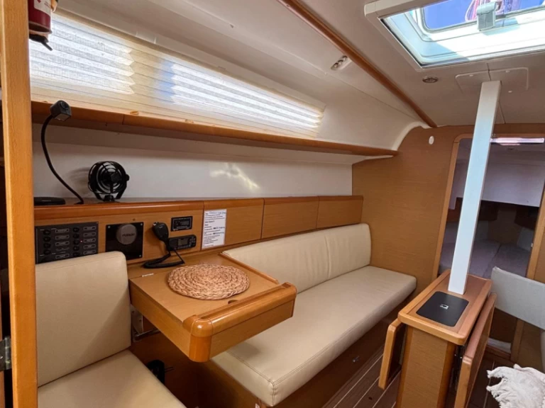 Noleggio Barca a vela a Gouviá – Jeanneau Sun Odyssey 33i