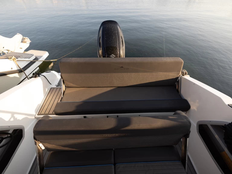 Noleggio barche Sebenico economico Northmaster 685 Cruiser