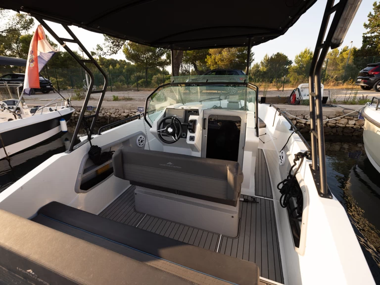 Noleggio barche Northmaster Northmaster 685 Cruiser a Sebenico su Samboat