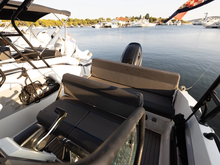 Noleggio Barca a motore Northmaster con patente nautica