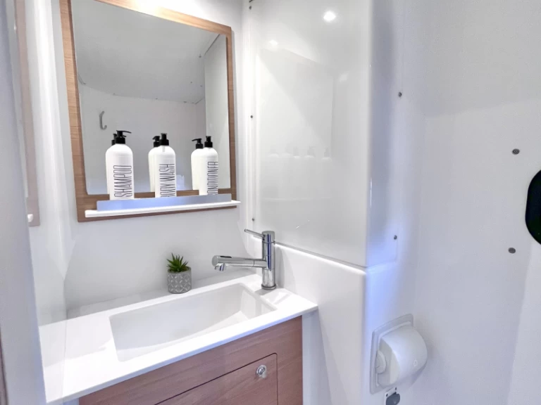 Noleggio barche Parham Town economico Bali Catspace Voile