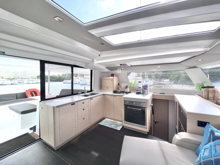 Noleggio barche Fountaine Pajot Tanna 47 a Parham Town su Samboat