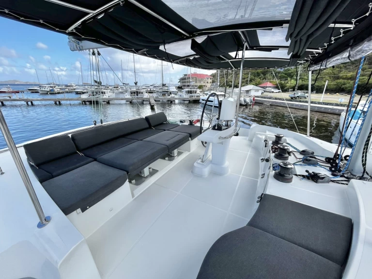 Noleggio barche Lagoon Lagoon 52 a Parham Town su Samboat