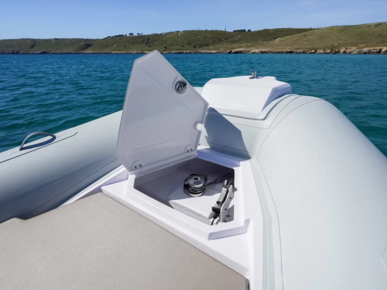 Noleggio barche Pola economico Italboats Predator 700