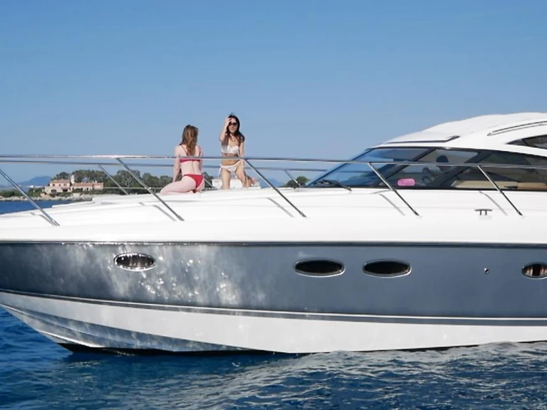 Noleggio Barca a motore con o senza skipper Princess a Juan-les-Pins