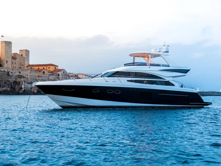 Noleggio a Beaulieu-sur-Mer – Princess Princess 64 Fly su SamBoat