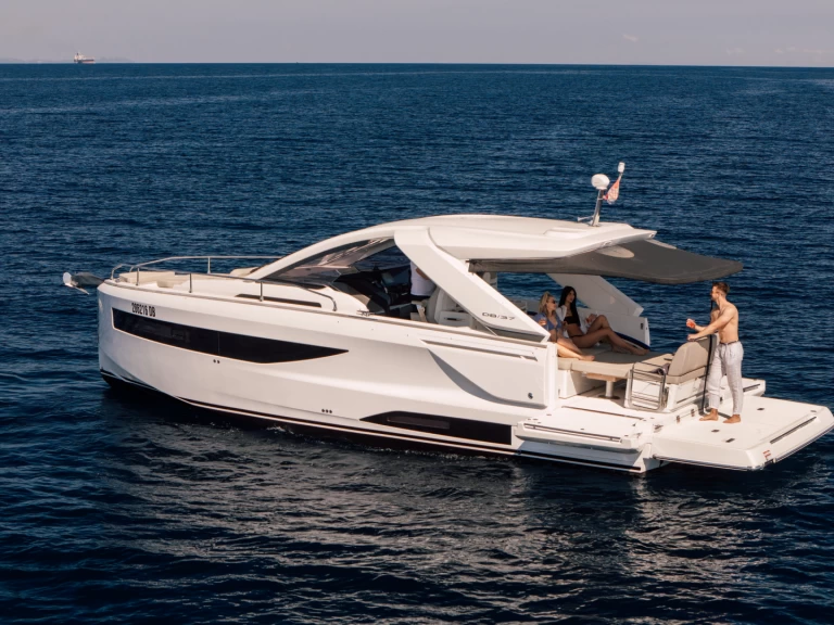 Noleggio barche Zara economico DB/37