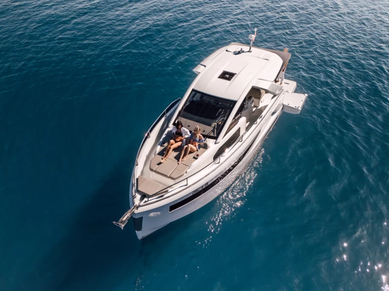 Noleggio Barca a motore a Zara – Jeanneau DB/37