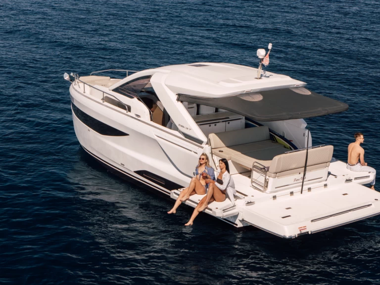 Noleggio barche Jeanneau DB/37 a Zara su Samboat