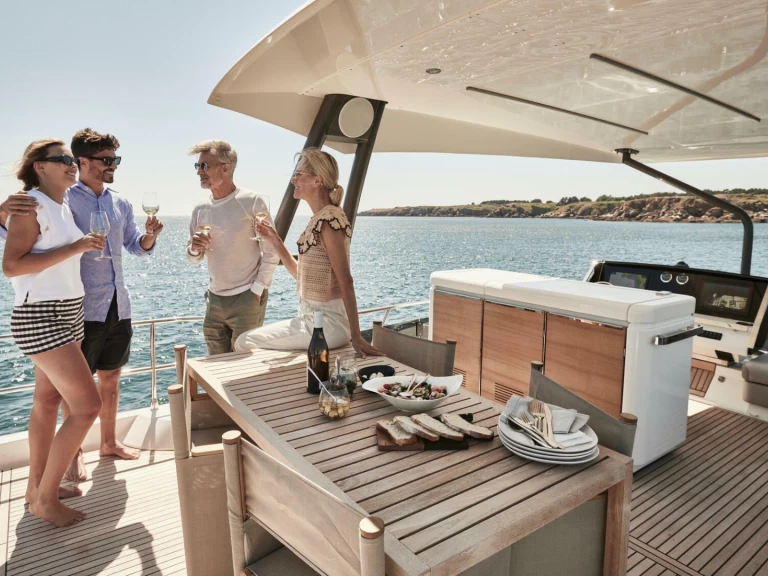 Noleggio barche Prestige X60 a Juan-les-Pins su Samboat