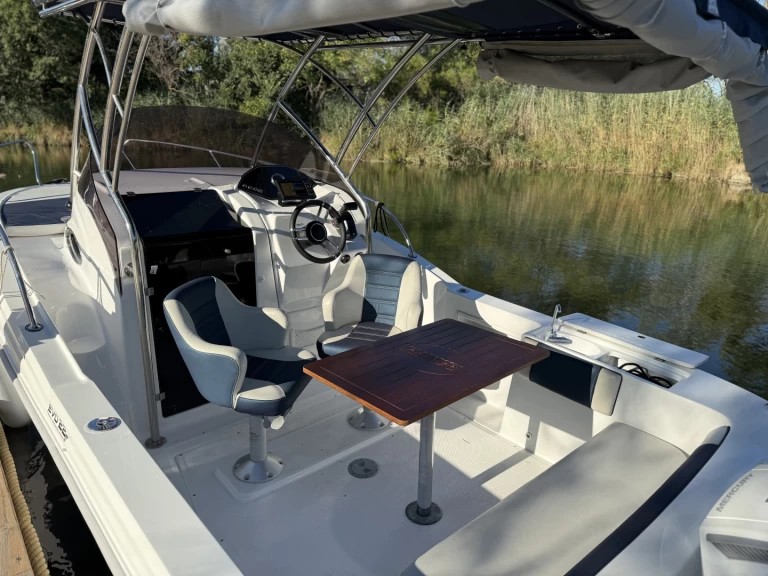 Noleggio Barca a motore a Mandelieu-la-Napoule – Ranieri EVO 22