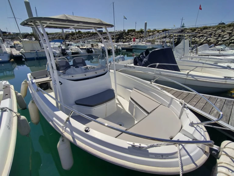Noleggio a Saint-Quay-Portrieux – Jeanneau Cap Camarat 5.5 CC Serie 2 su SamBoat