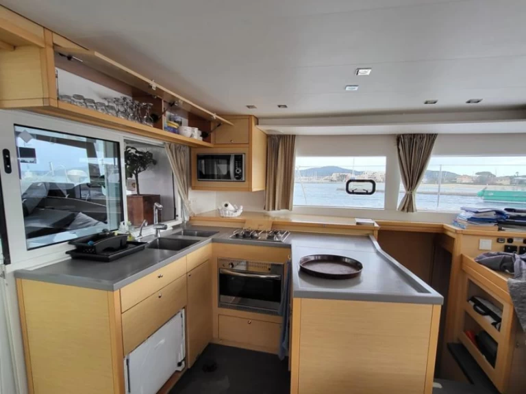 Noleggiare una Lagoon Lagoon 450 F a Port Grimaud