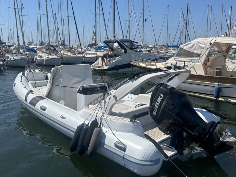 Noleggio barche Legar 800 a Viareggio su Samboat