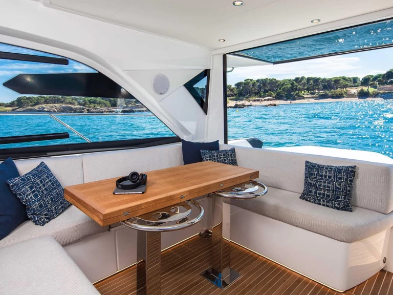 Noleggio a Juan-les-Pins – Gran Turismo 45 su SamBoat
