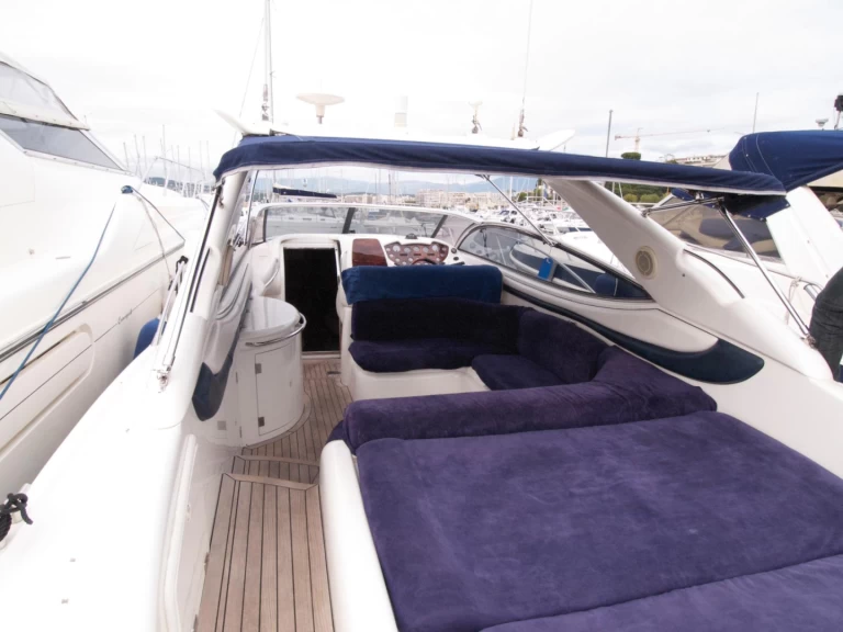 Noleggio Barca a motore a Antibes – Sunseeker Superhawk 48