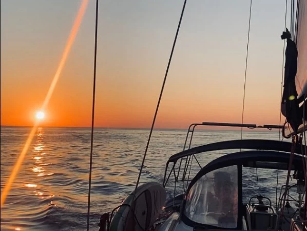 Noleggio barche Jeanneau Sun Odyssey 49 a Paros (Isola) su Samboat