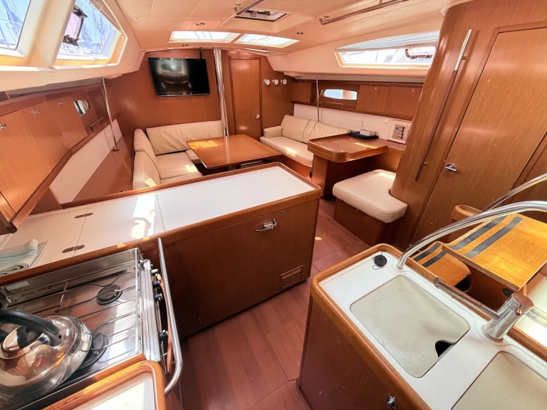 Bénéteau Oceanis 46 da affittare a  Sukošan