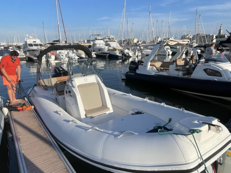 Zodiac Medline 6.8 da affittare a  Arcachon
