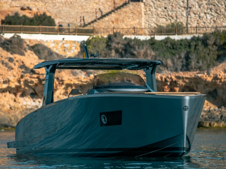 Tesoro T40 da affittare a  Port des Marines de Cogolin