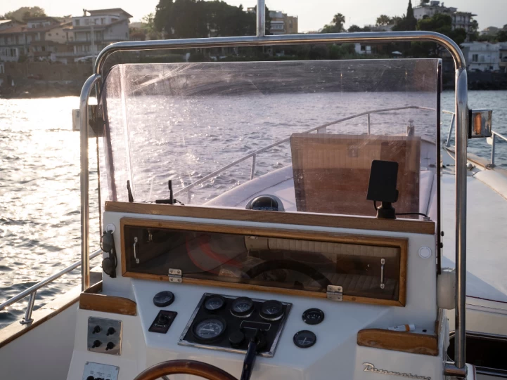 Noleggio barche Dasamarine Altair 25 a Catania su Samboat