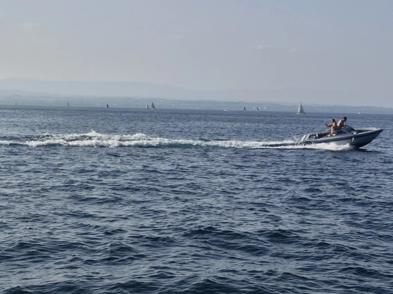 Noleggio barche Cadorette Elite 166 a Évian-les-Bains su Samboat