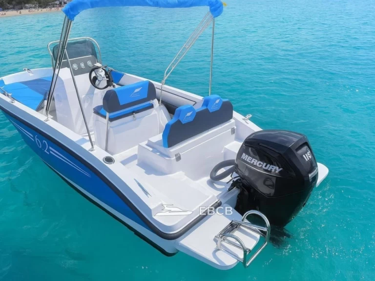 Barca a motore a noleggio a Palamós al miglior prezzo