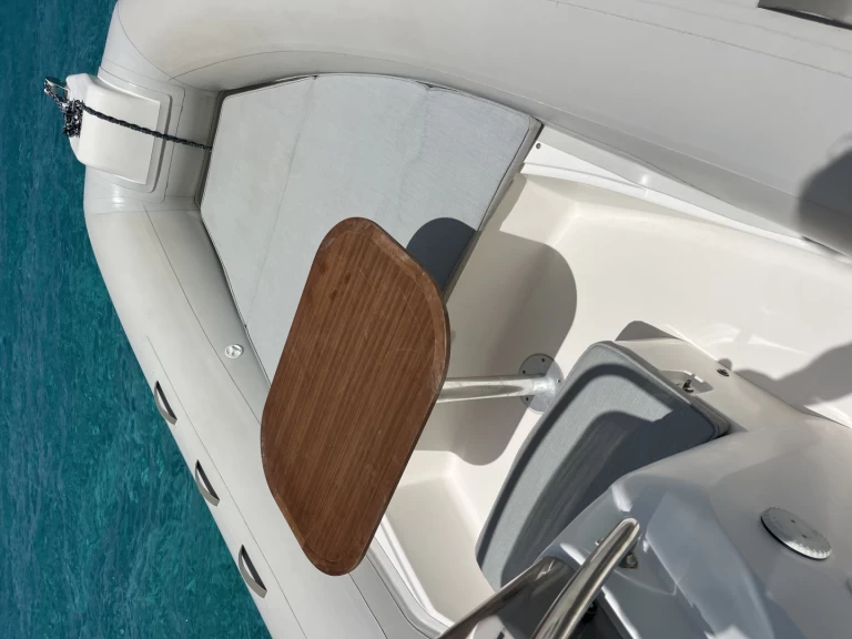 Capelli Tempest 626 da affittare a  San Fiorenzo