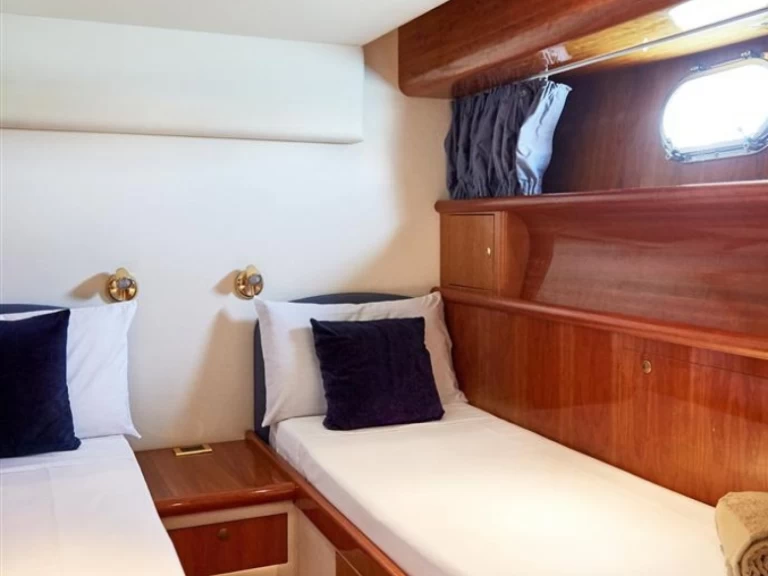 Noleggiare una Alfamarine 58 a Chania