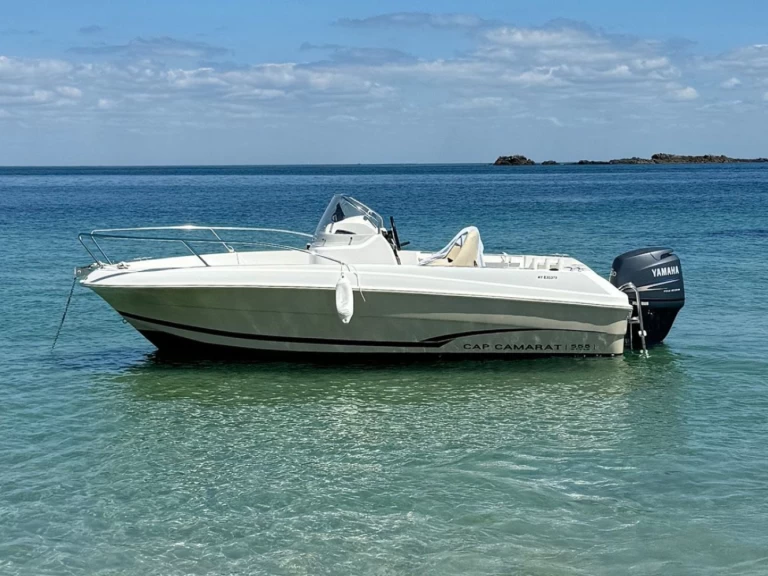 Noleggiare una Jeanneau Cap Camarat 555 a Saint-Gilles-Croix-de-Vie