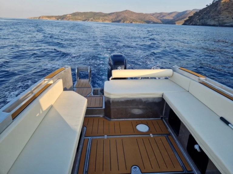 Noleggio barche Roses economico BA 75