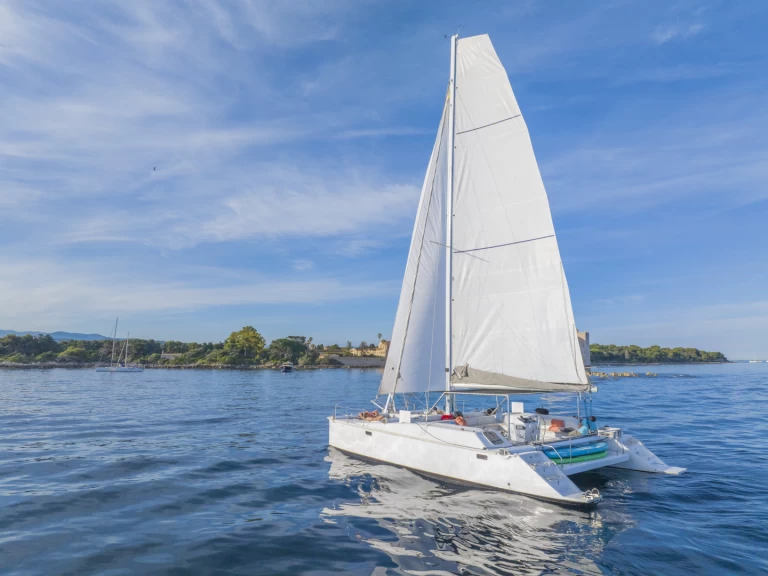 Lombardini Lady Hawke 39 Cabrio da affittare a  Théoule-sur-Mer