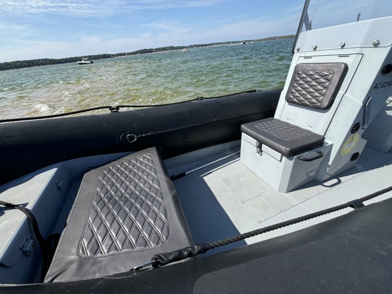 Noleggiare una Highfield Patrol 600 a Arcachon