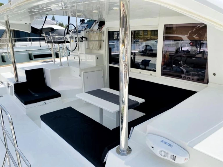 Noleggiare una Lagoon Lagoon 400 S2 a Santa Eulària des Riu