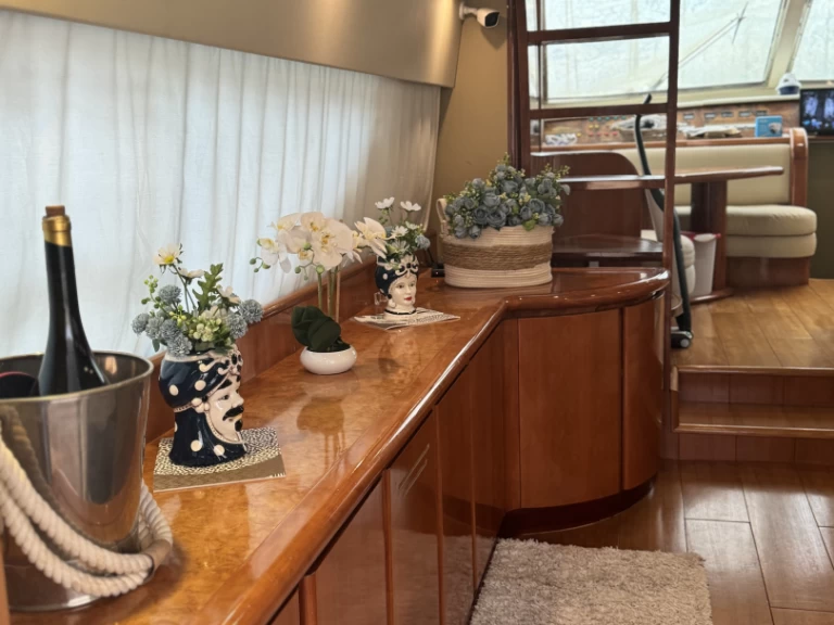 Noleggio barche Antango Ship 62 Fly  a Palermo su Samboat