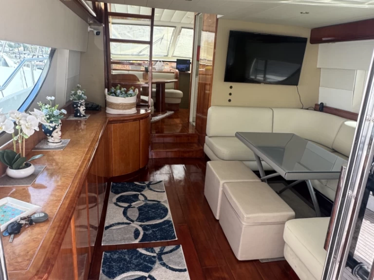 Noleggio Yacht di lusso a Palermo – Antango Ship 62 Fly 